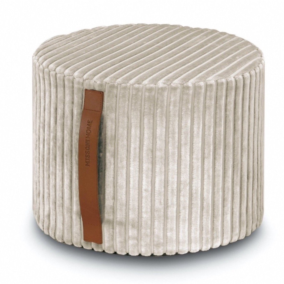Sessel und Poufs