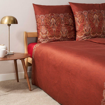 Oplontis bed linen