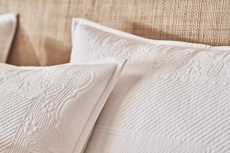 Decorative Cushion Cover Shirey