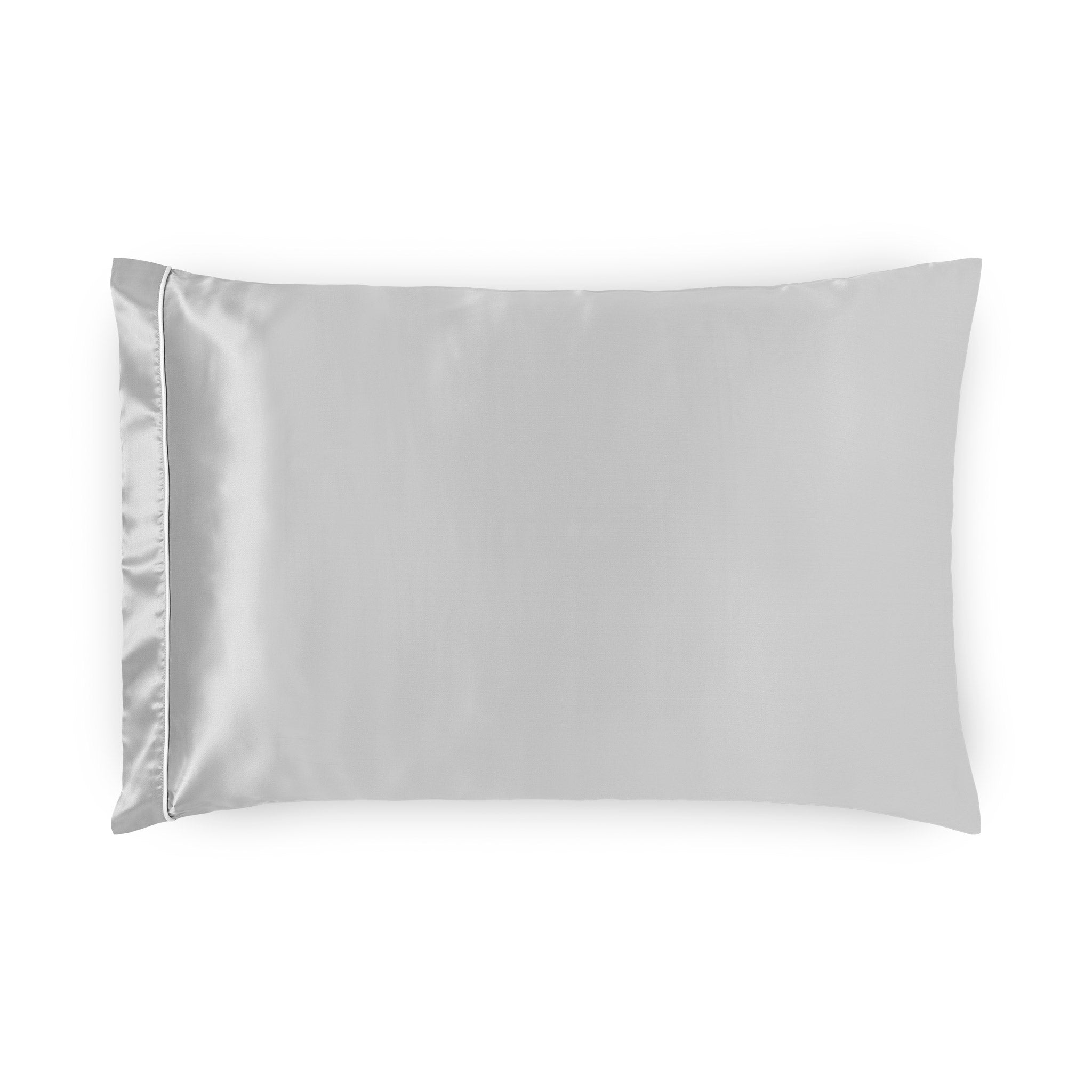amalia_maria_silver_pillow